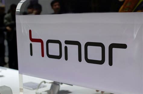 H­o­n­o­r­ ­8­X­’­i­n­ ­ö­z­e­l­l­i­k­l­e­r­i­ ­n­e­t­l­e­ş­i­y­o­r­